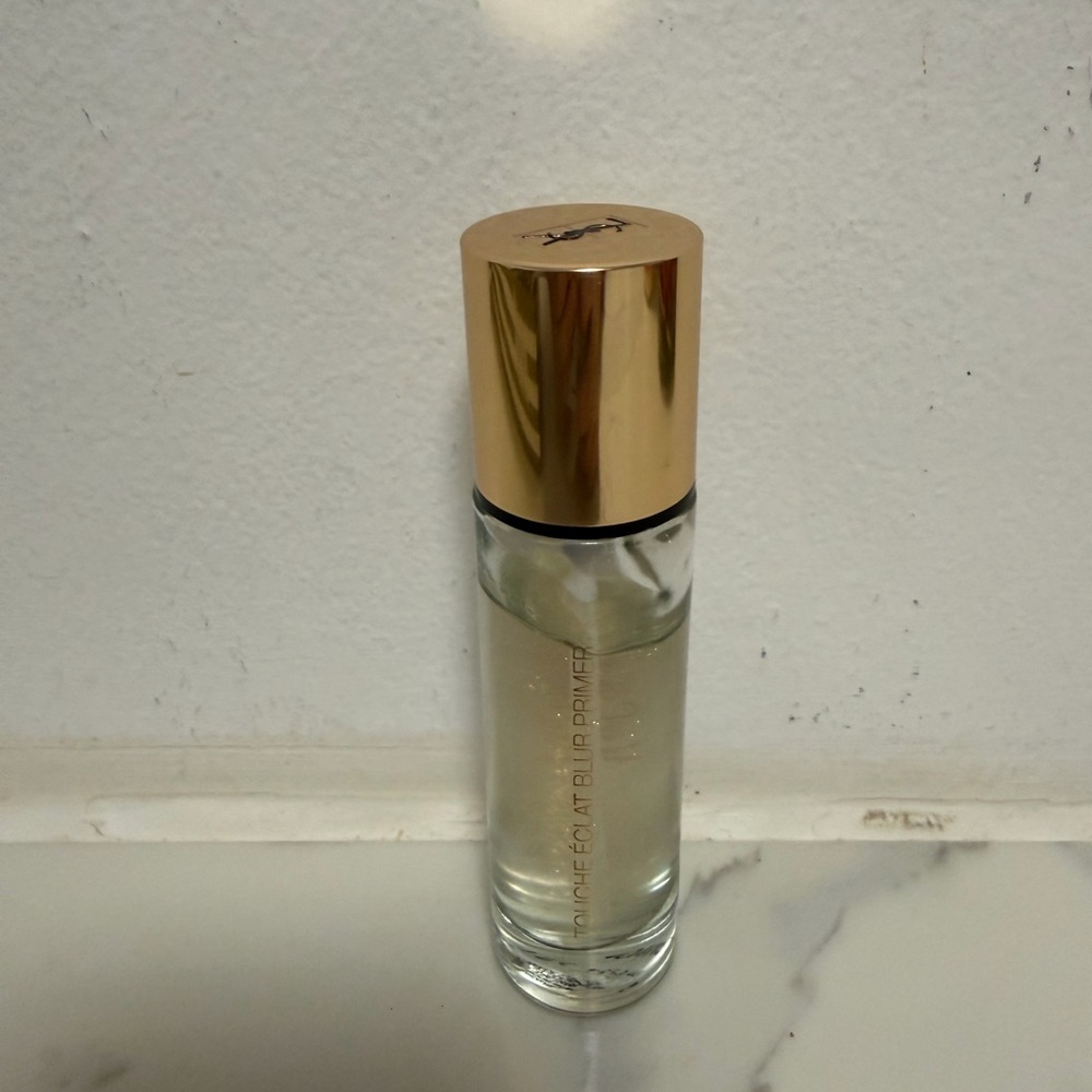 Yves Saint Laurent Touche Éclat Blur Face Primer Makeup